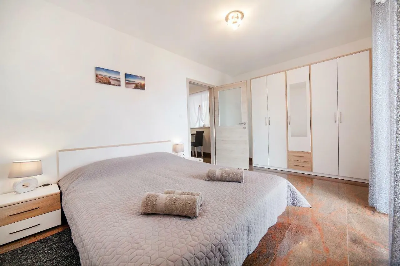 Apartmani Sandra Rovini Moscenice